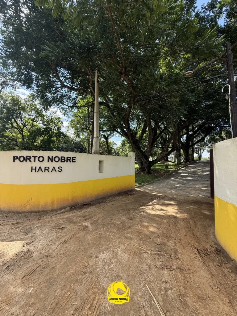 A entrada do haras